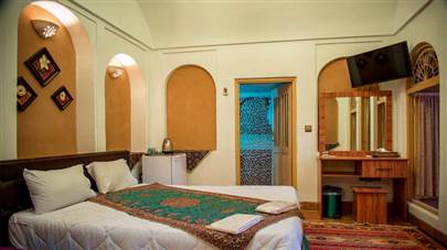 اتاق سه تخته هتل سنتی خوان دوحد یزد